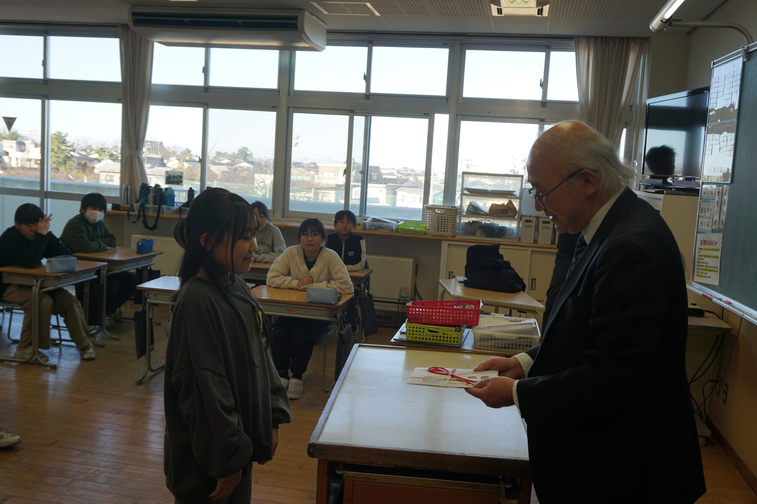 感謝状の贈呈【水橋中部小学校　5年生の皆さん】