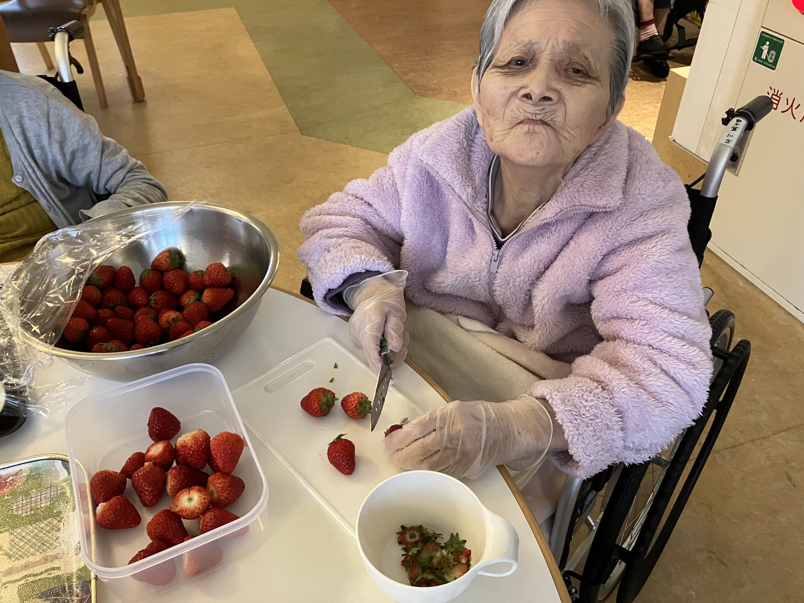 おやつ作り【こもれび1階　】