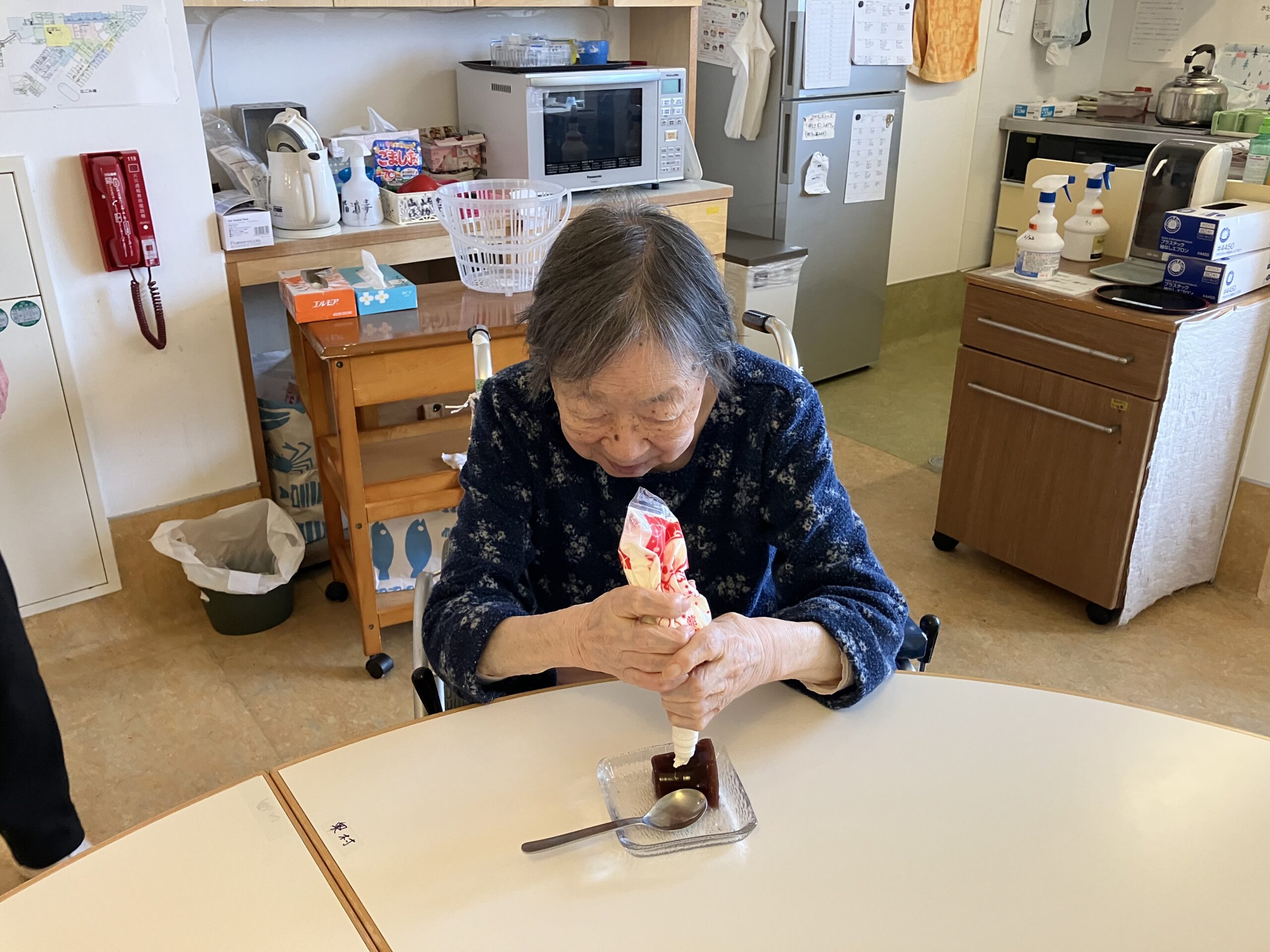 おやつ作り【こもれび2階　】